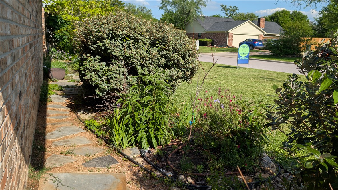 9217 Timber Knoll Drive