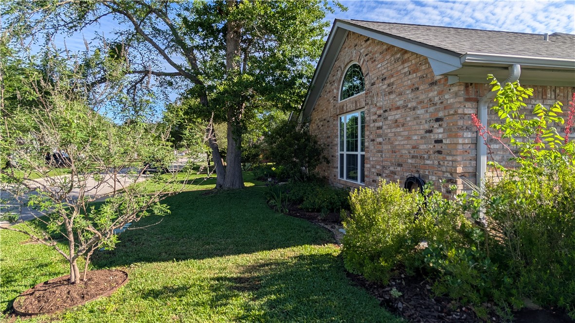 9217 Timber Knoll Drive