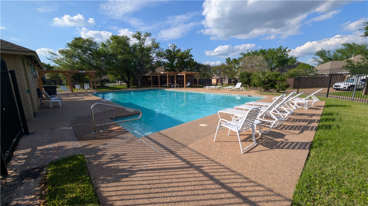 9217 Timber Knoll Drive