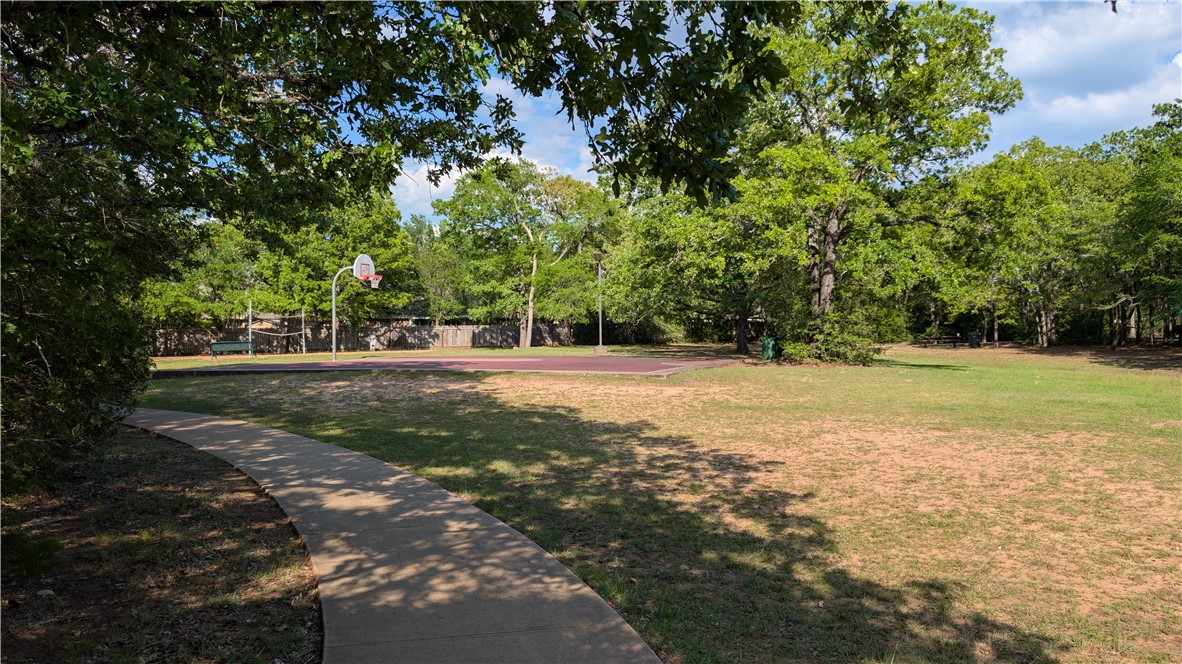 9217 Timber Knoll Drive