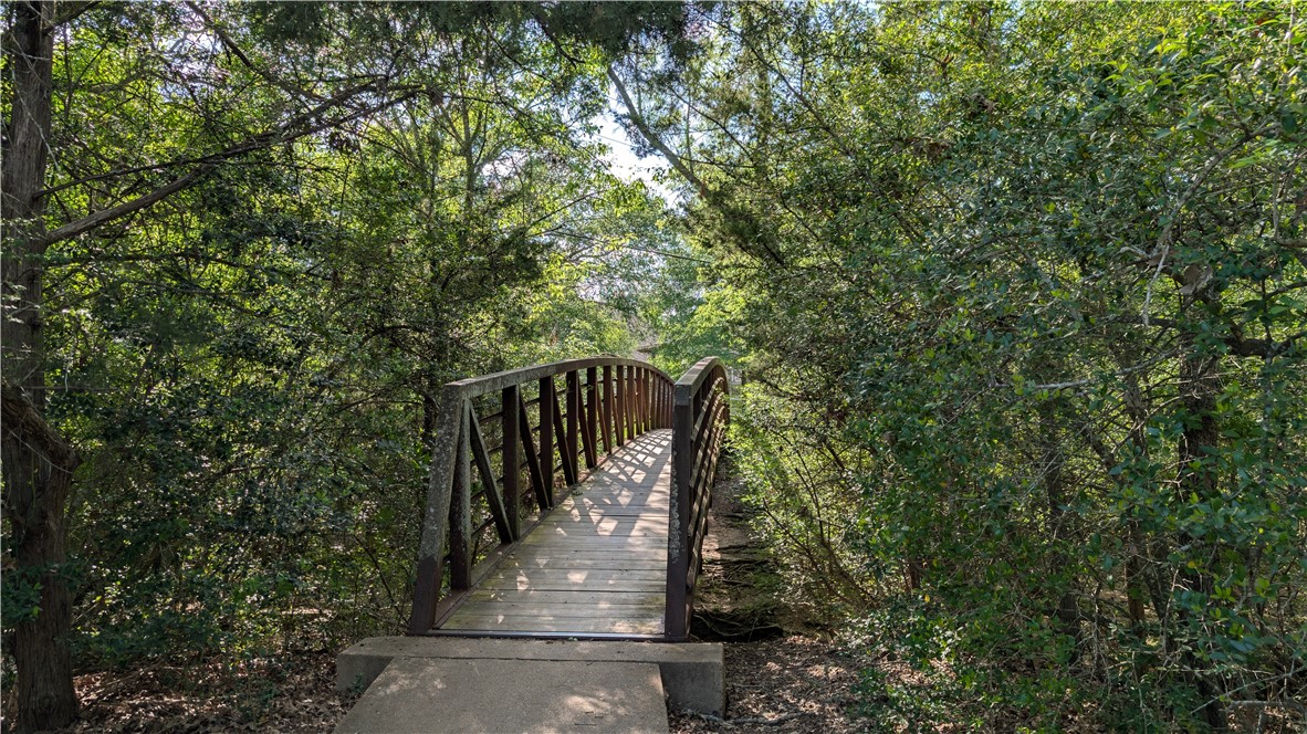 9217 Timber Knoll Drive