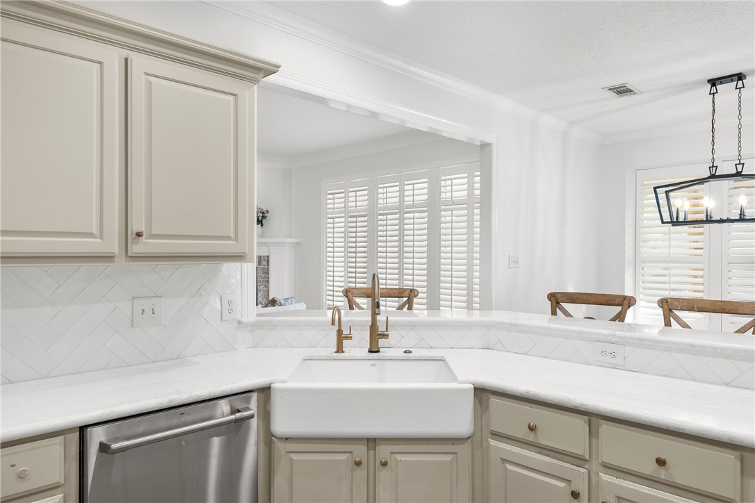 722 Plum Hollow Drive