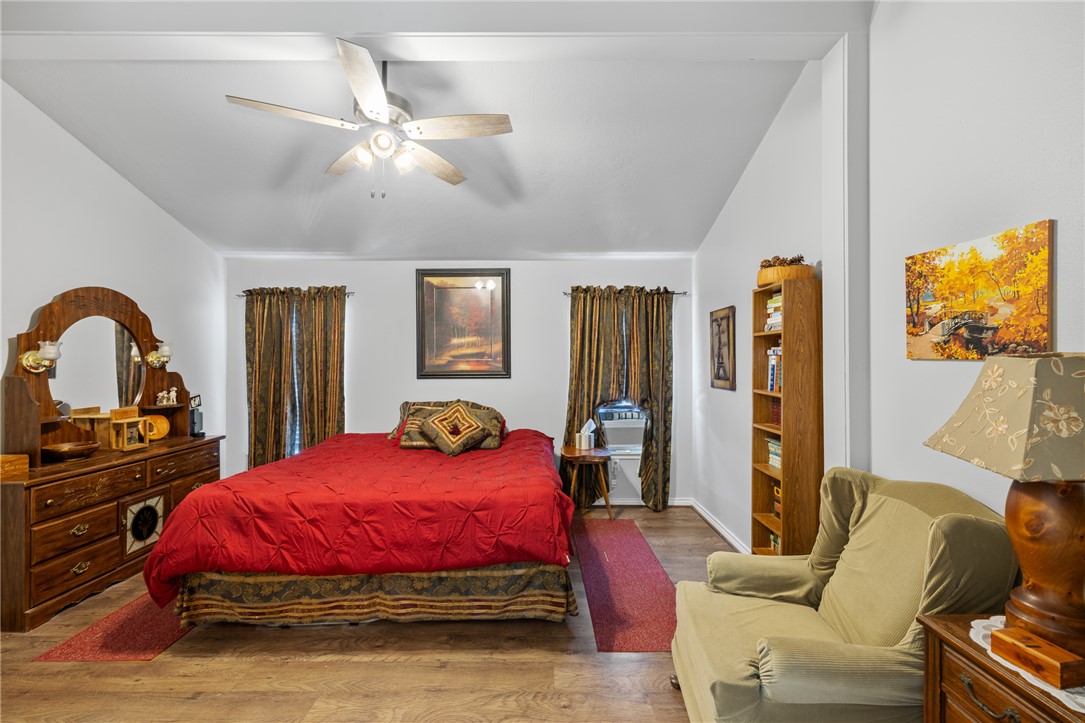 3287 Bradley Lane