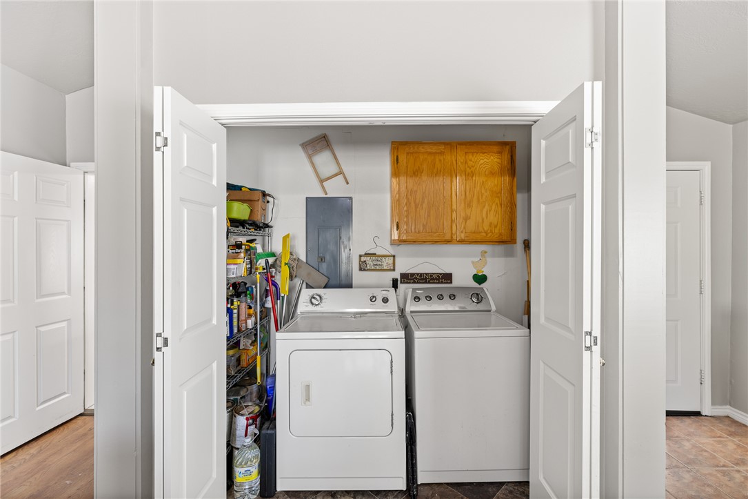 3287 Bradley Lane