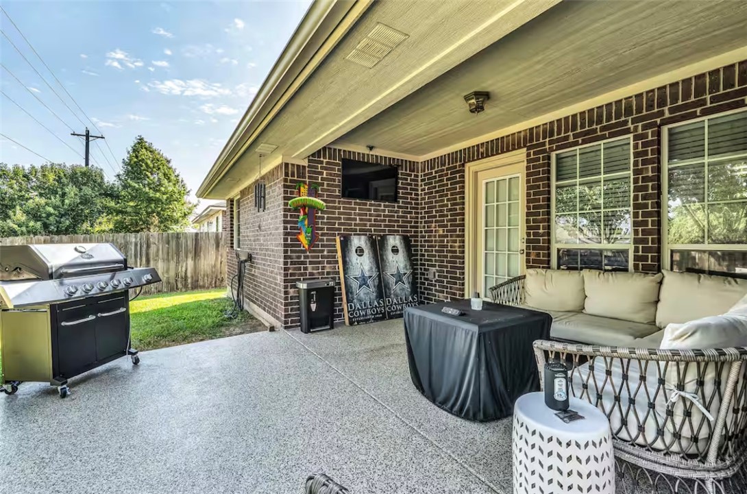 903 Whitewing Lane