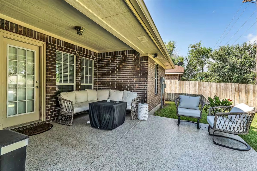 903 Whitewing Lane