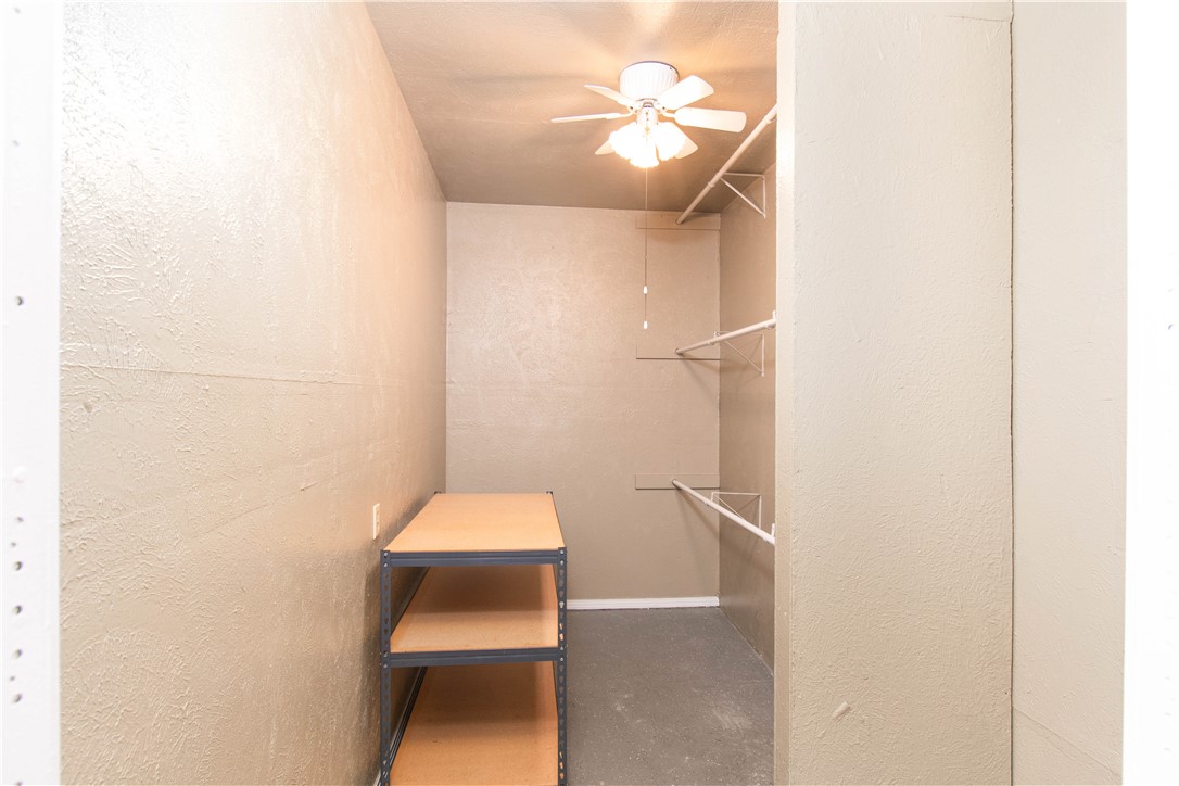 301 East WALKER Avenue