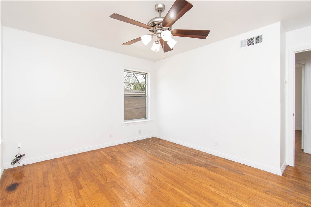 301 East WALKER Avenue