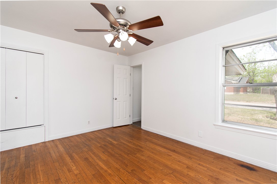 301 East WALKER Avenue