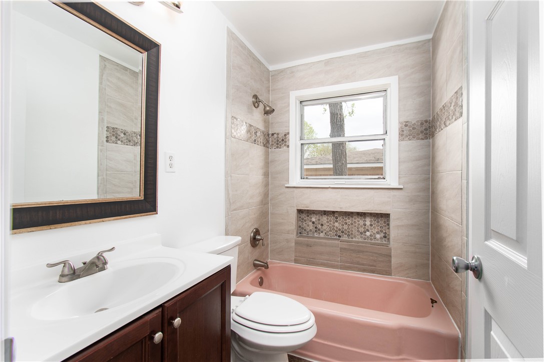 301 East WALKER Avenue