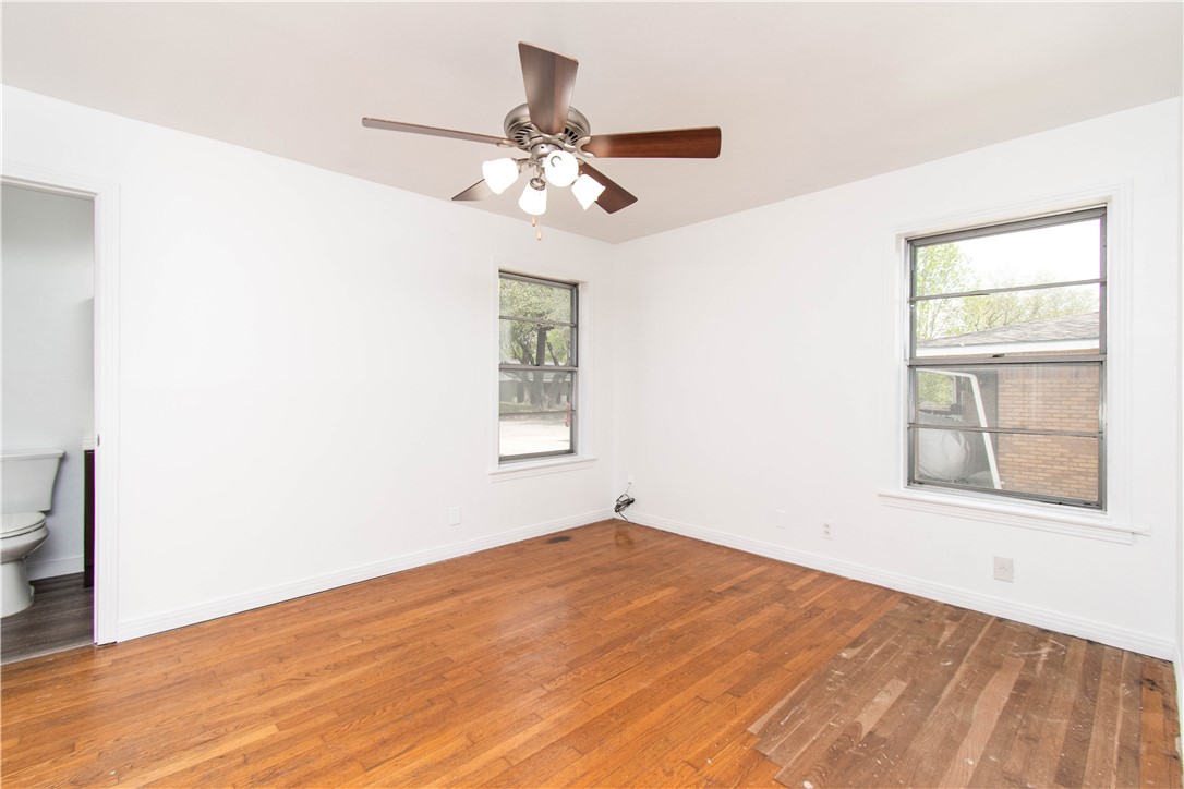 301 East WALKER Avenue