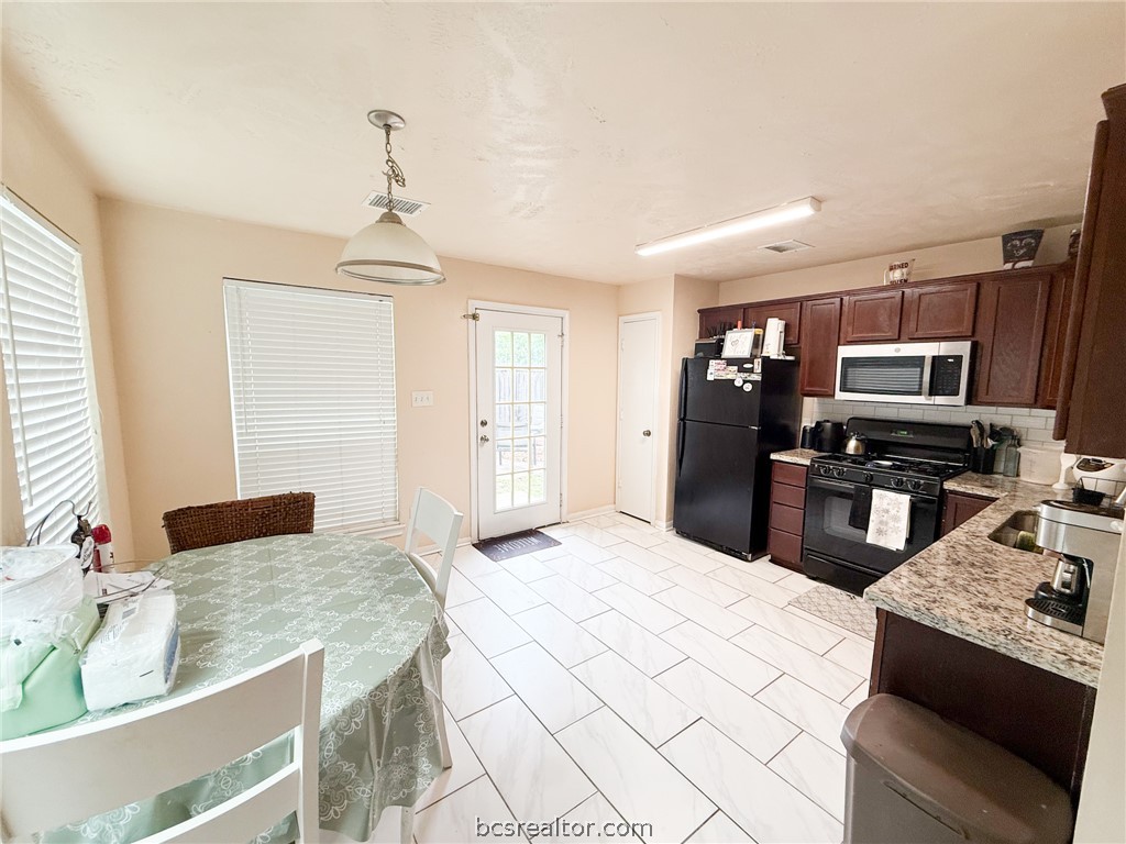 515 Camp Court