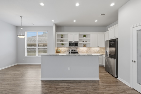6323 Southern Cross Drive