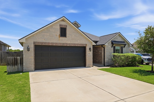 6323 Southern Cross Drive