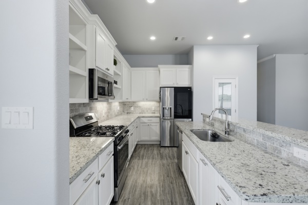 6323 Southern Cross Drive