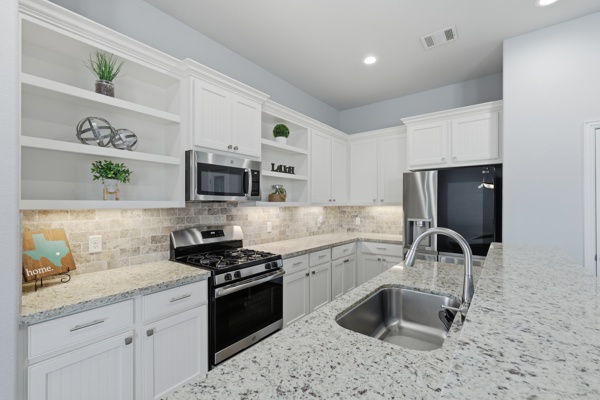 6323 Southern Cross Drive