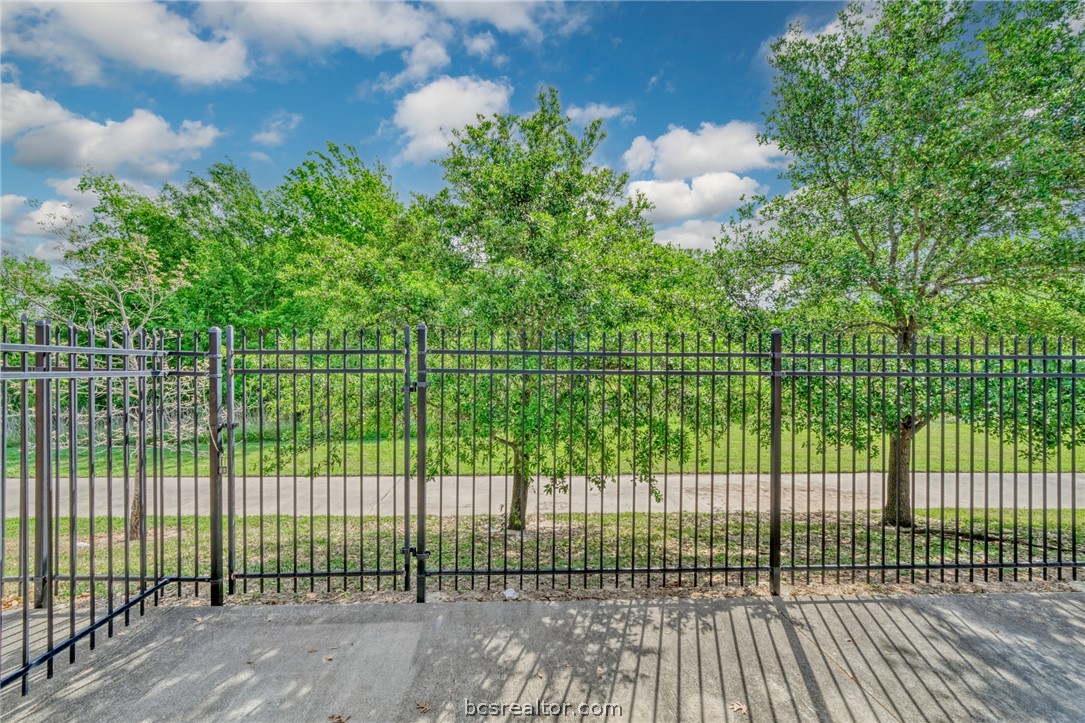 301 Southwest Parkway 303