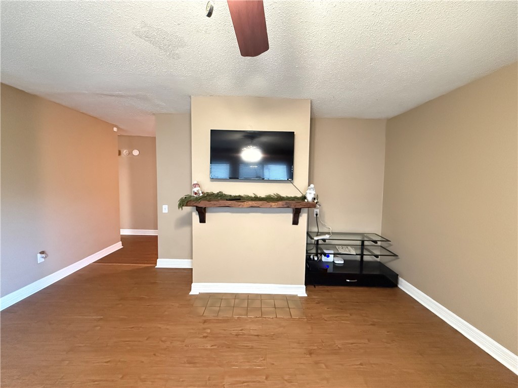 1609 Lemon Tree Lane