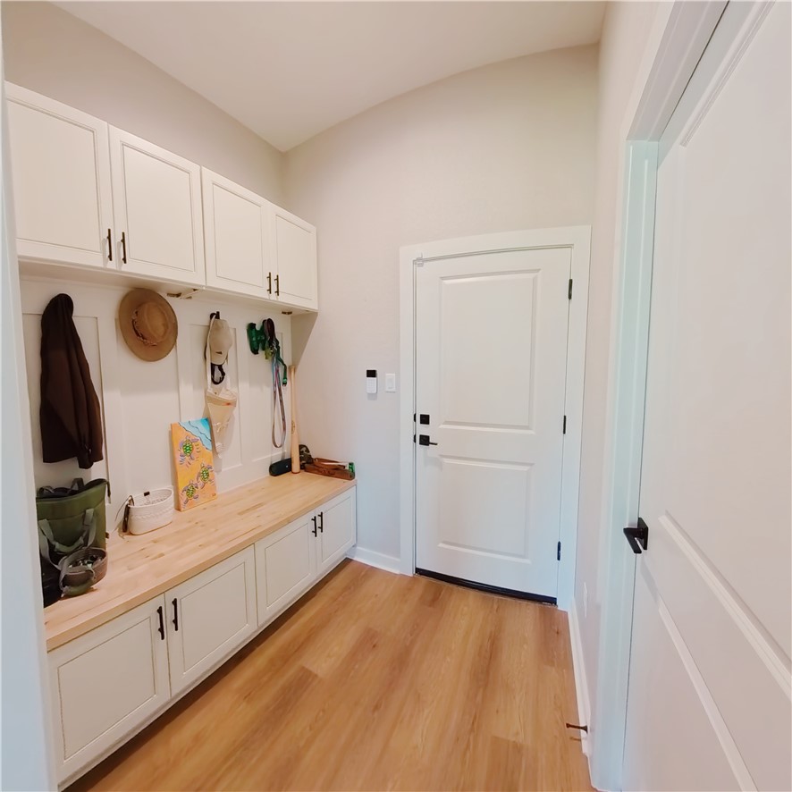 2105 Aleppo Court