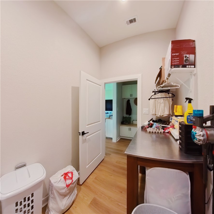 2105 Aleppo Court