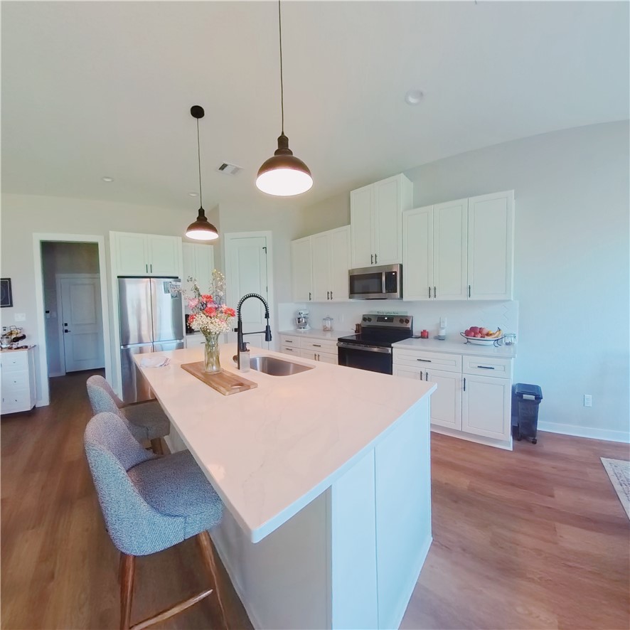 2105 Aleppo Court