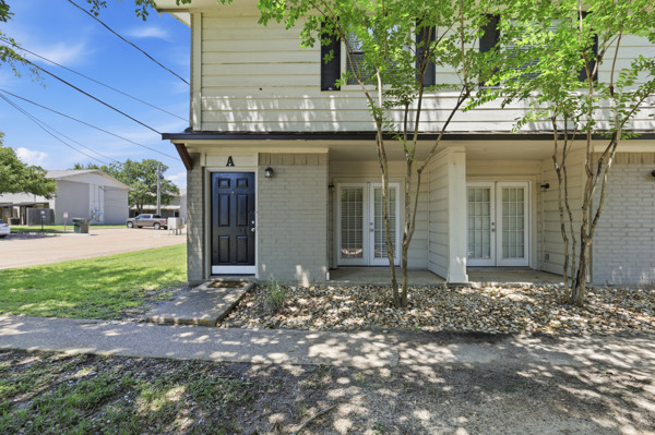 1403 Airline Drive A