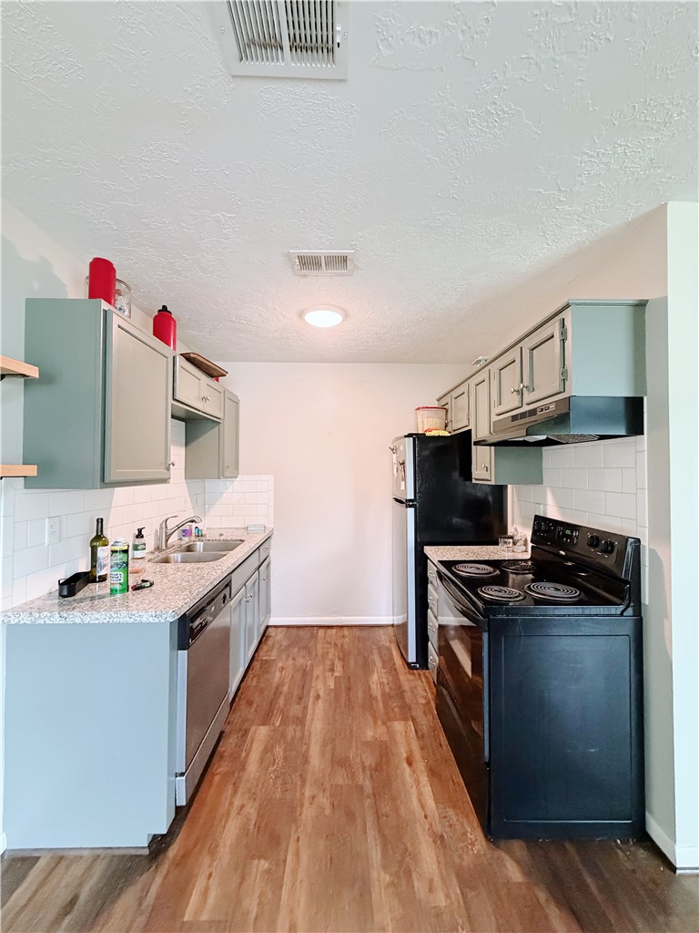 1207 Airline Drive