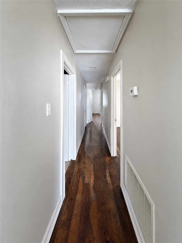 1207 Airline Drive