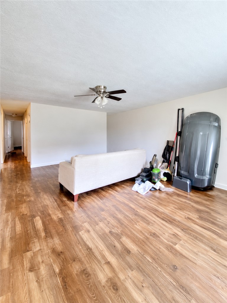 1207 Airline Drive