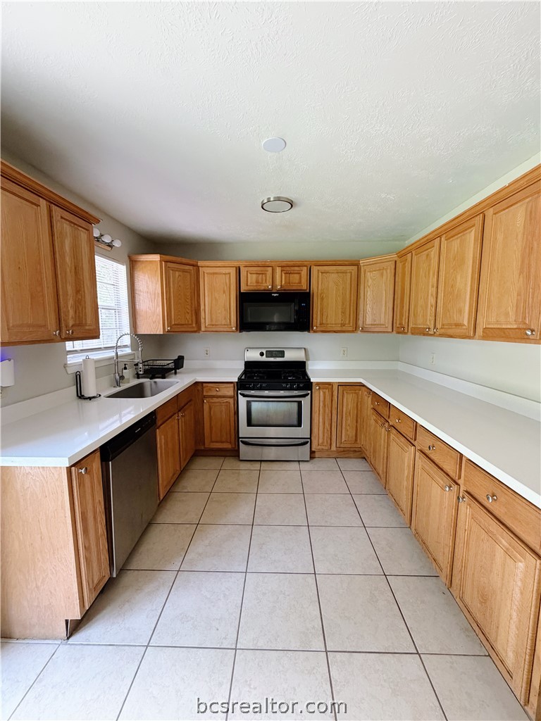 1118 South Dexter Drive