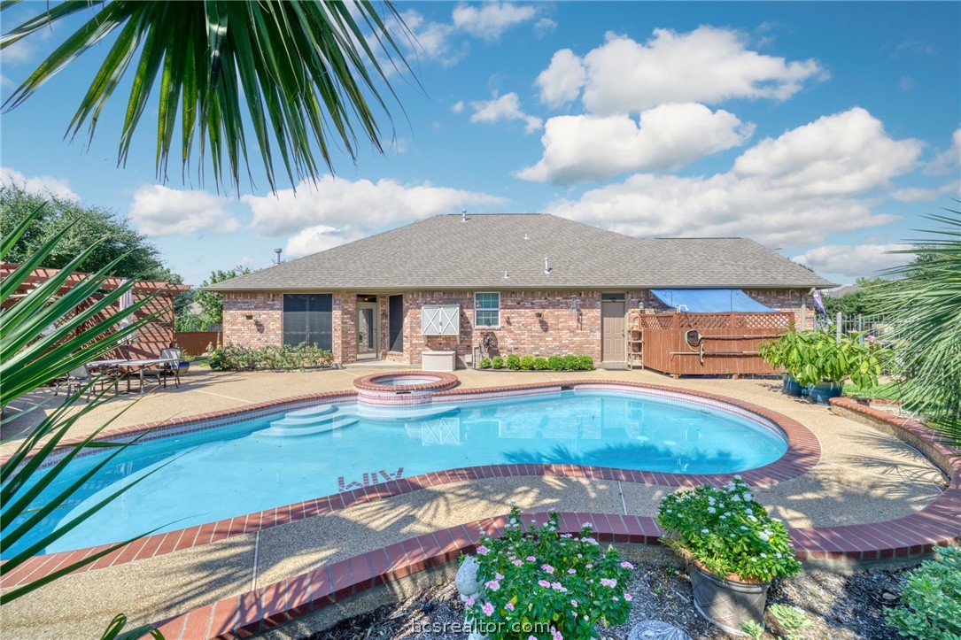 602 Clovis Court