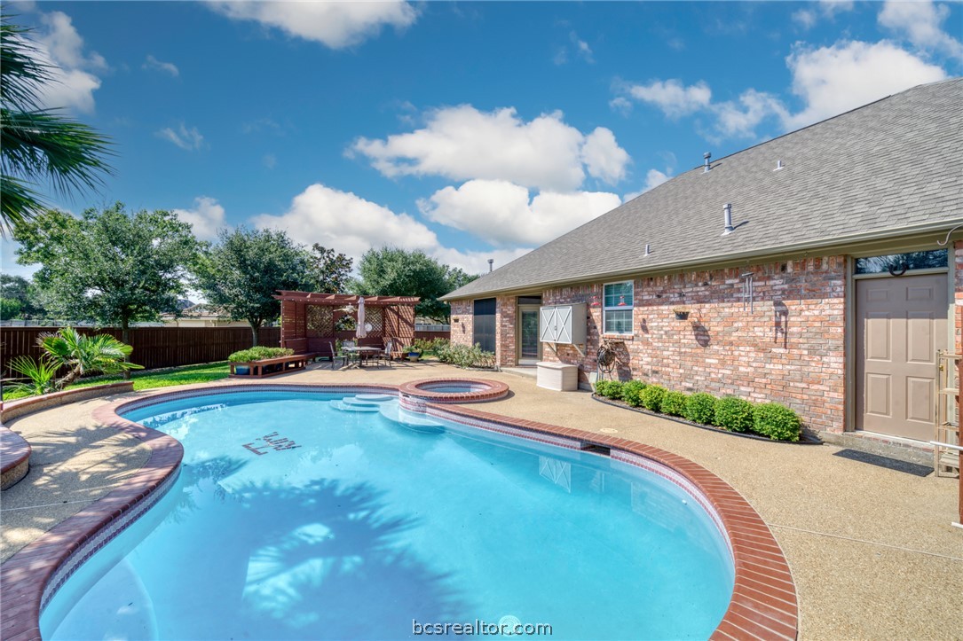 602 Clovis Court