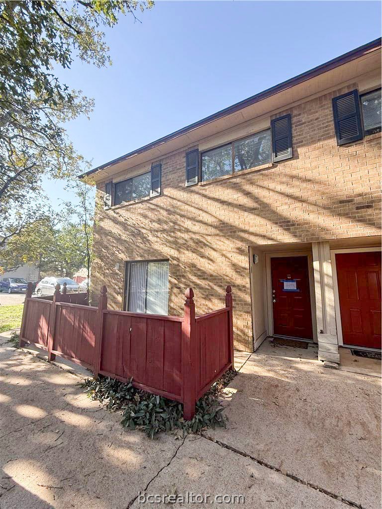 2402 Blanco Drive B