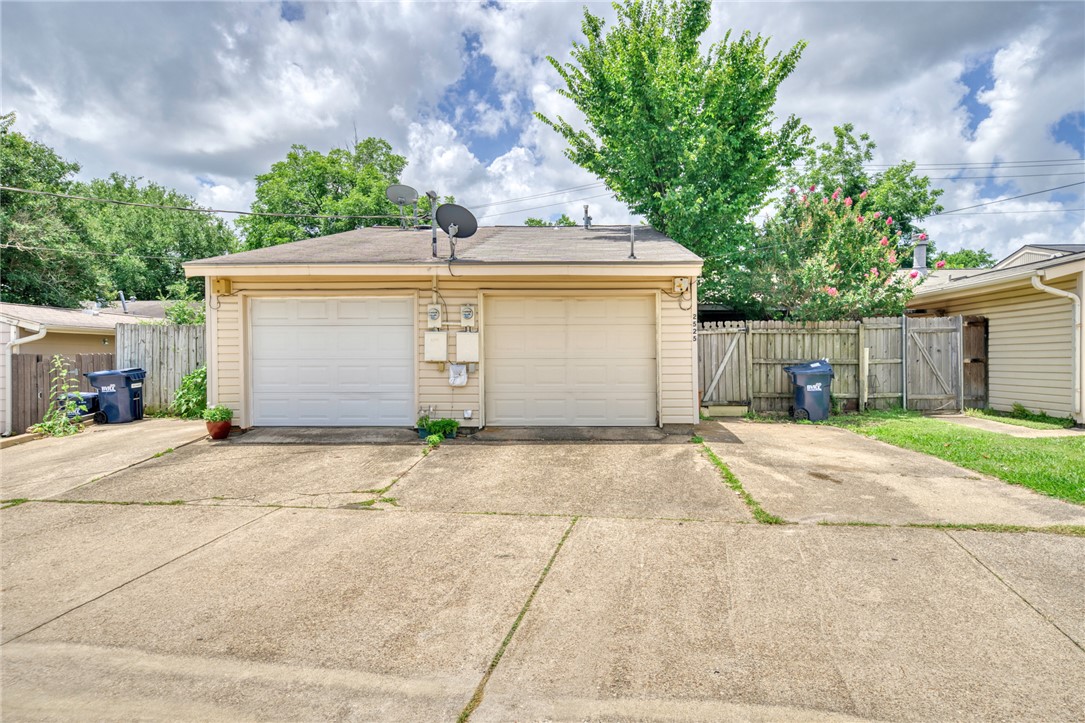 2525 LONGMIRE DRIVE