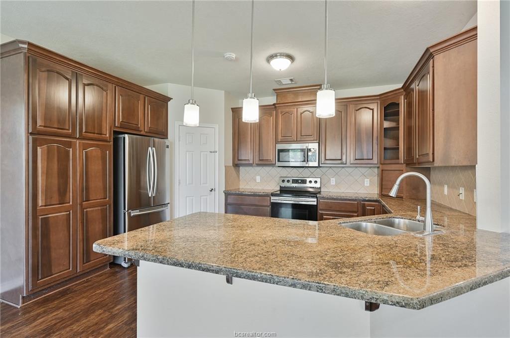 1219 Harrisonburg Lane