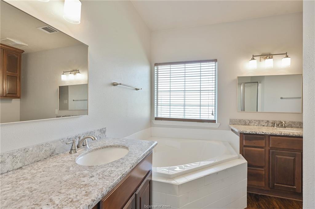 1219 Harrisonburg Lane