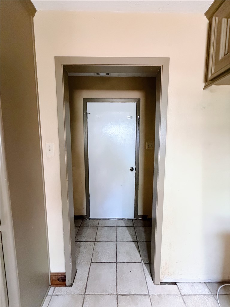 2706 Red Hill Drive