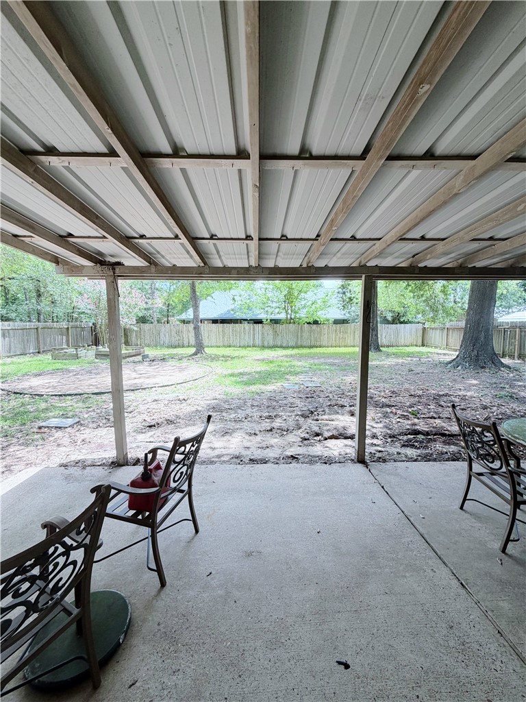 2706 Red Hill Drive