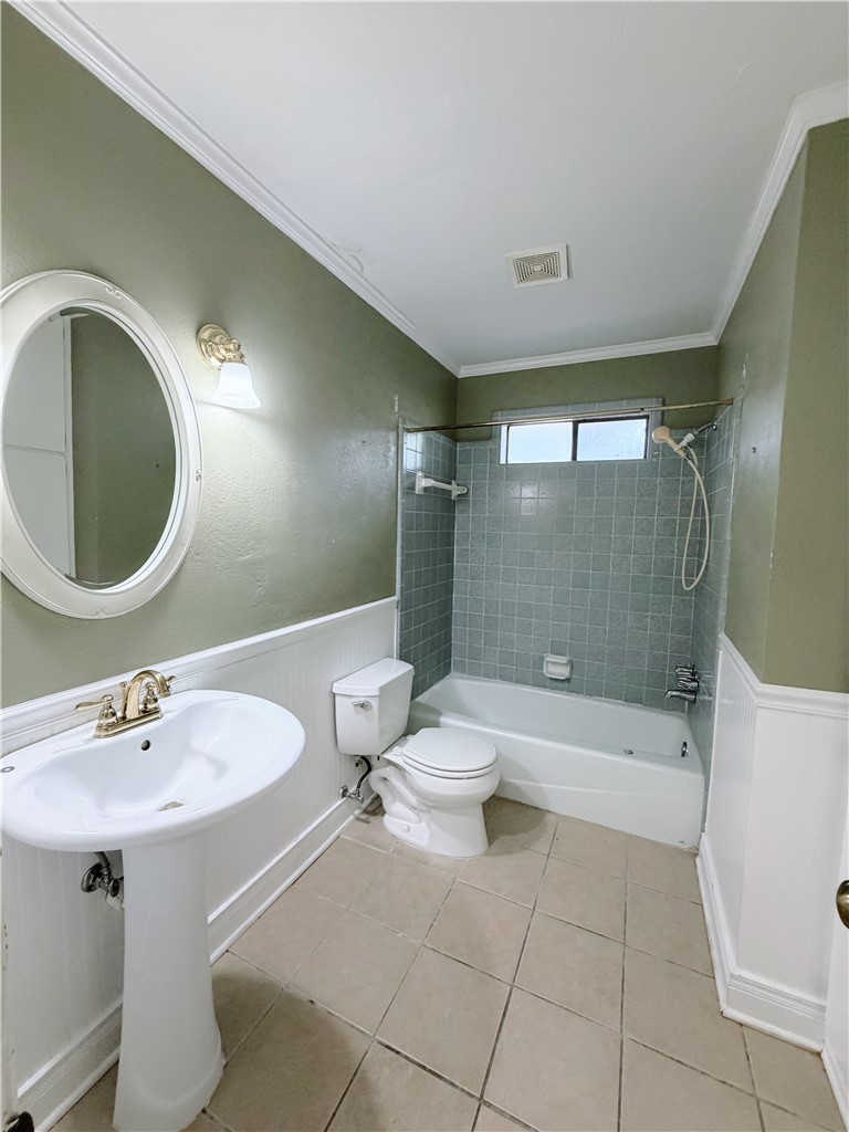 2706 Red Hill Drive
