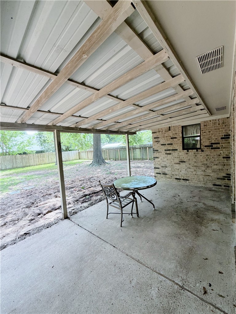2706 Red Hill Drive