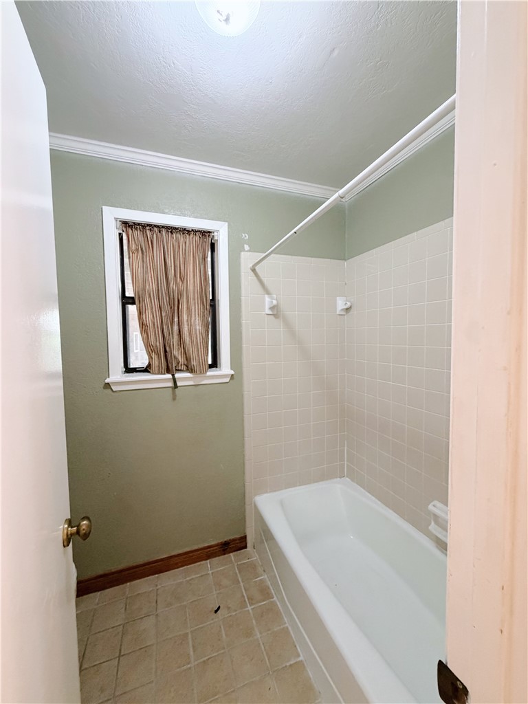2706 Red Hill Drive
