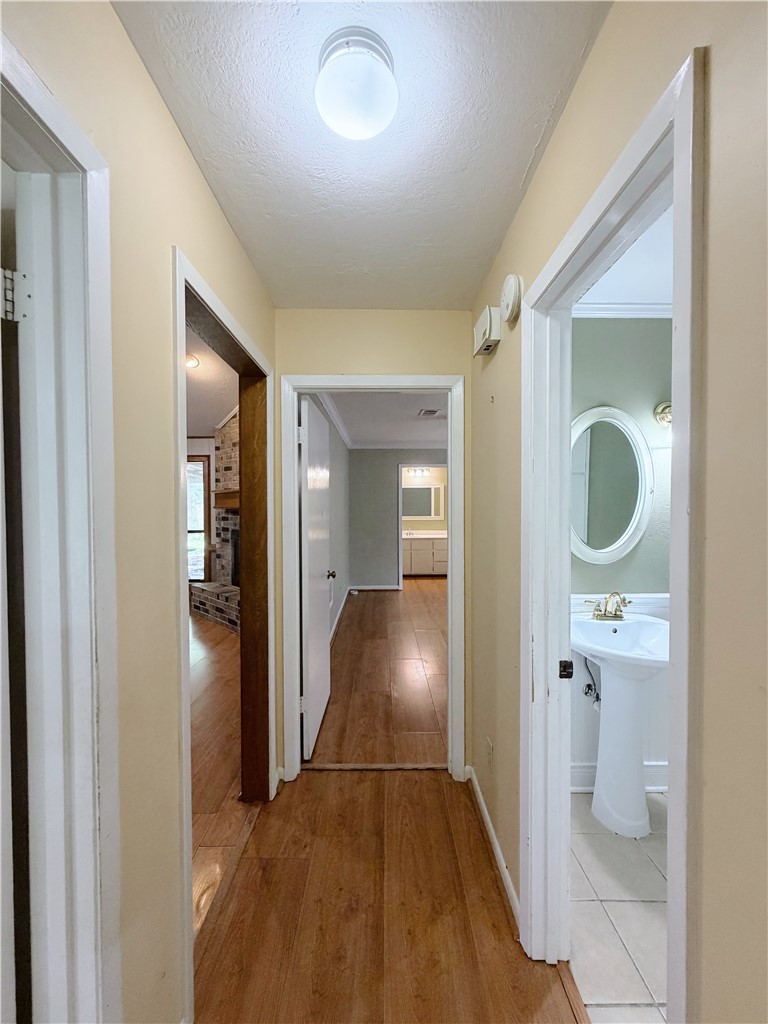 2706 Red Hill Drive