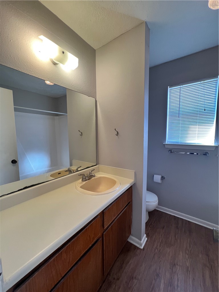 922 Spring Loop D
