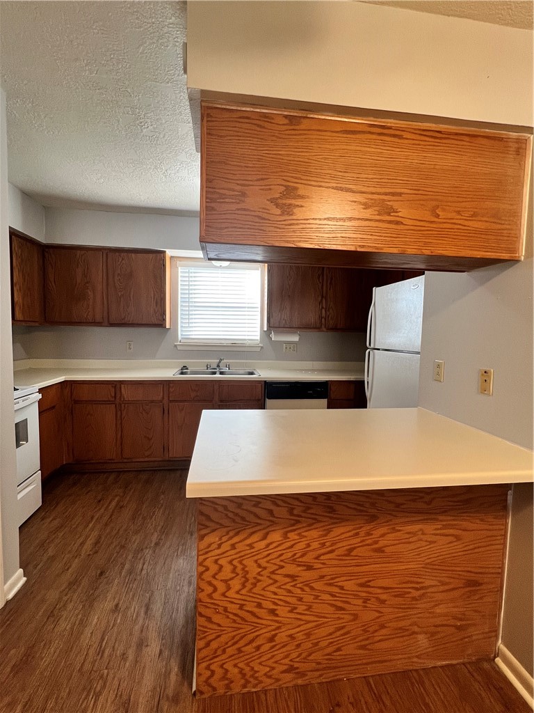 922 Spring Loop D