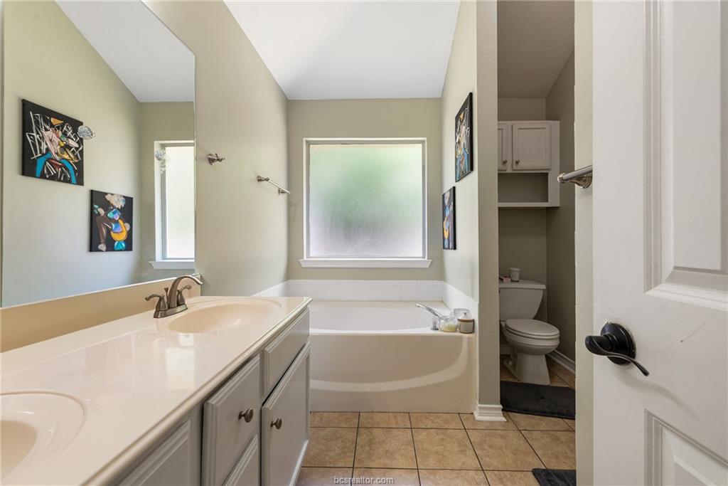 1711 Beaver Pond Court