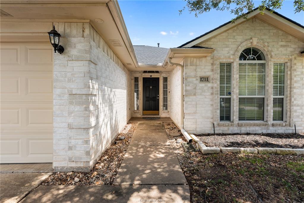 1711 Beaver Pond Court