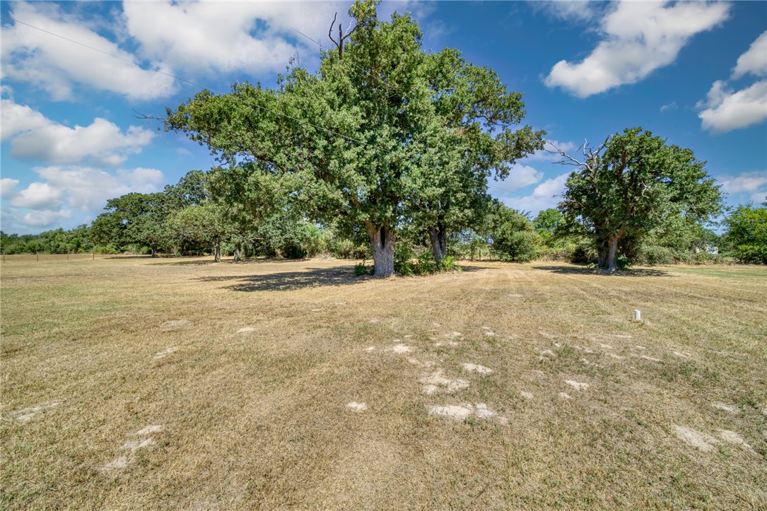 8938 OLD HIGHWAY ROAD