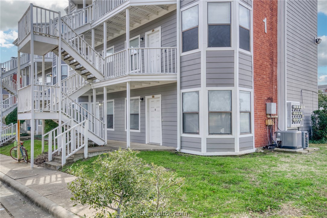4441 Old College Road 1103