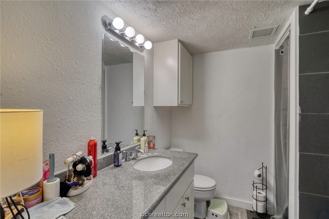 4441 Old College Road 1103