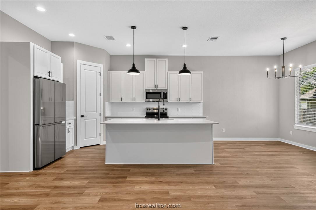 2105 Aleppo Court